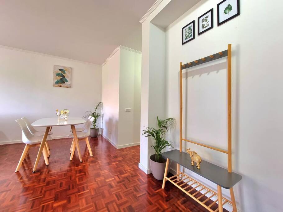 Junto Ao Mar - Apartamento T1 Santa Cruz  Dış mekan fotoğraf